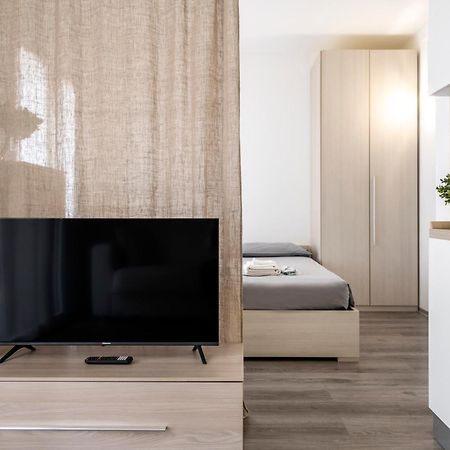 Bnbutler - Archimede 53 - Bright Studio มิลาน ภายนอก รูปภาพ