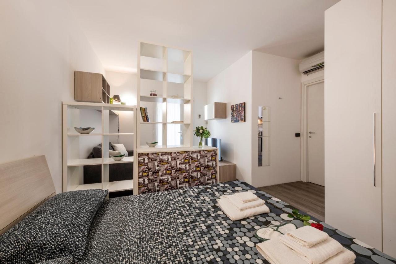 Bnbutler - Archimede 53 - Bright Studio มิลาน ภายนอก รูปภาพ