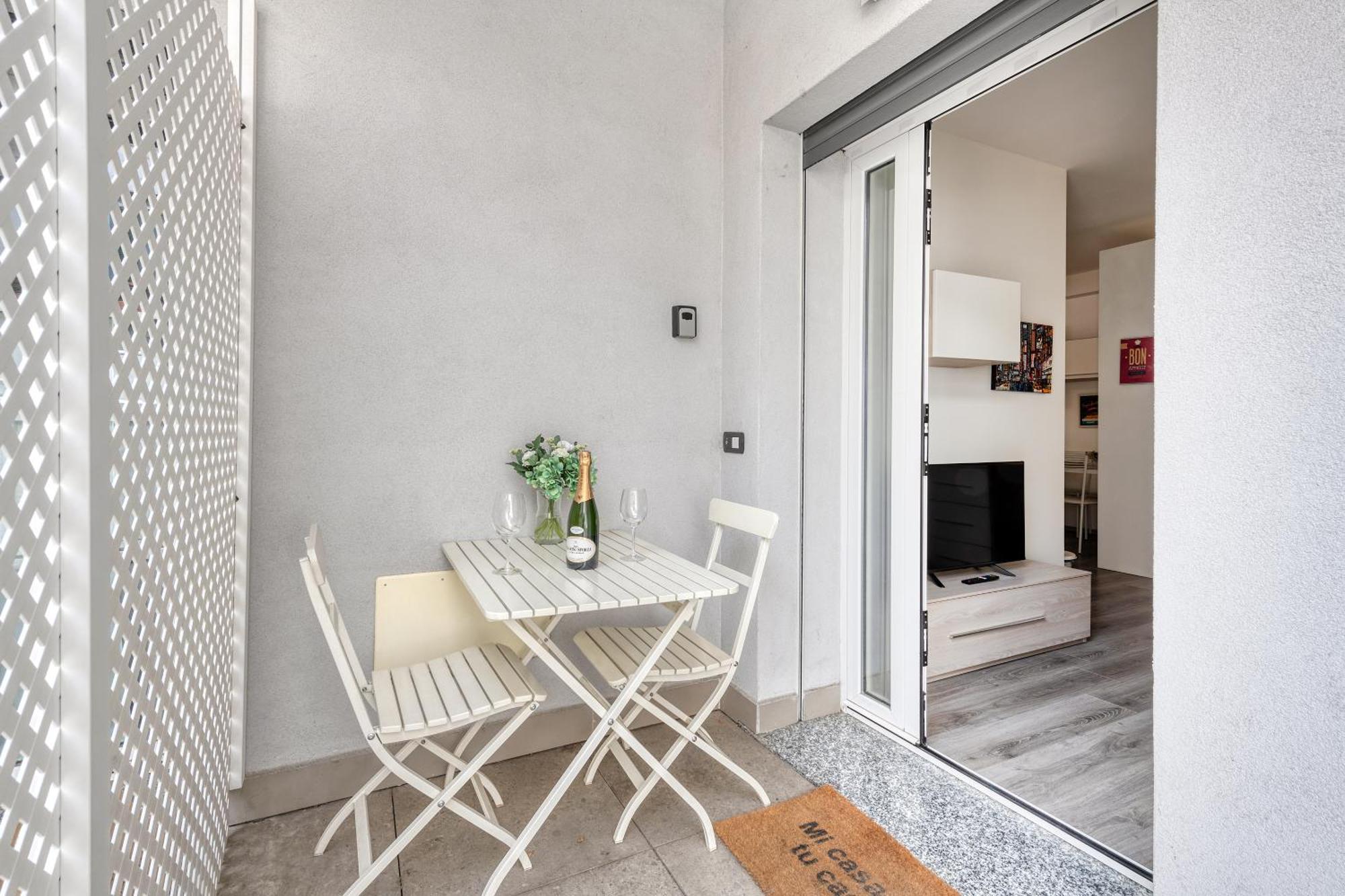 Bnbutler - Archimede 53 - Bright Studio มิลาน ภายนอก รูปภาพ